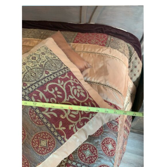 Tuscan Opulent Old World Patchwork Comforter Set - Double/Queen Size - Picture 10 of 14